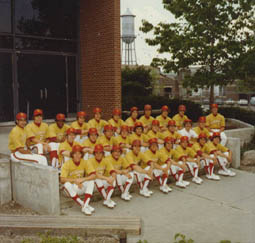 bb 1977 team.jpg (68971 bytes)